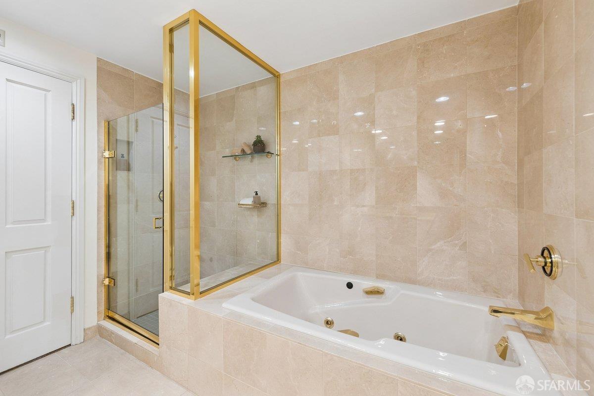 1340 Clay Street # 404