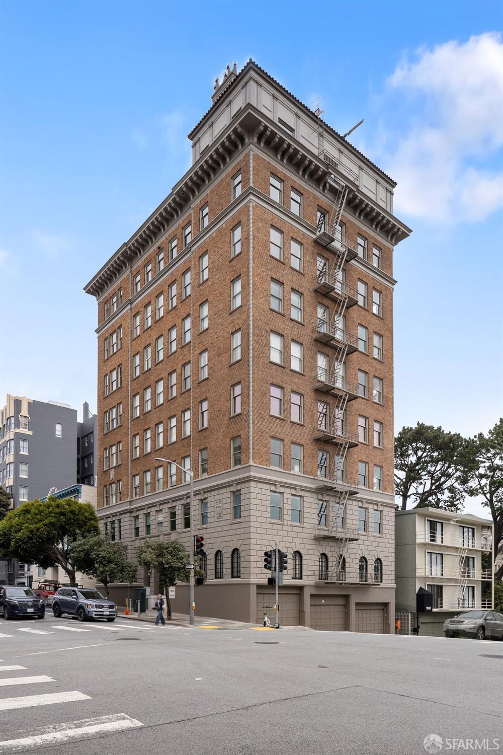 1800 Gough Street # 5