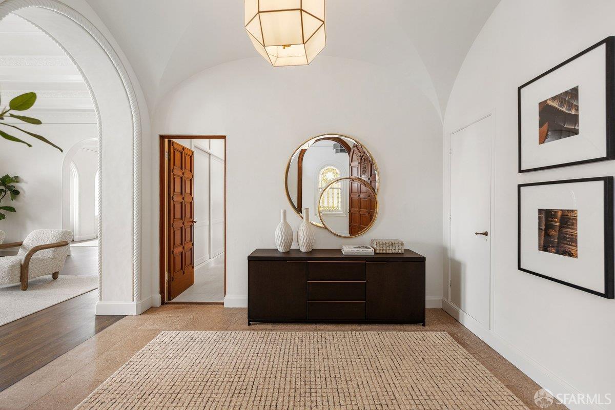 1960 Broadway Street # 4