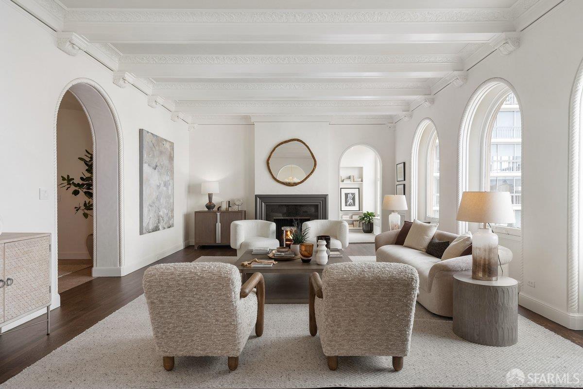1960 Broadway Street # 4