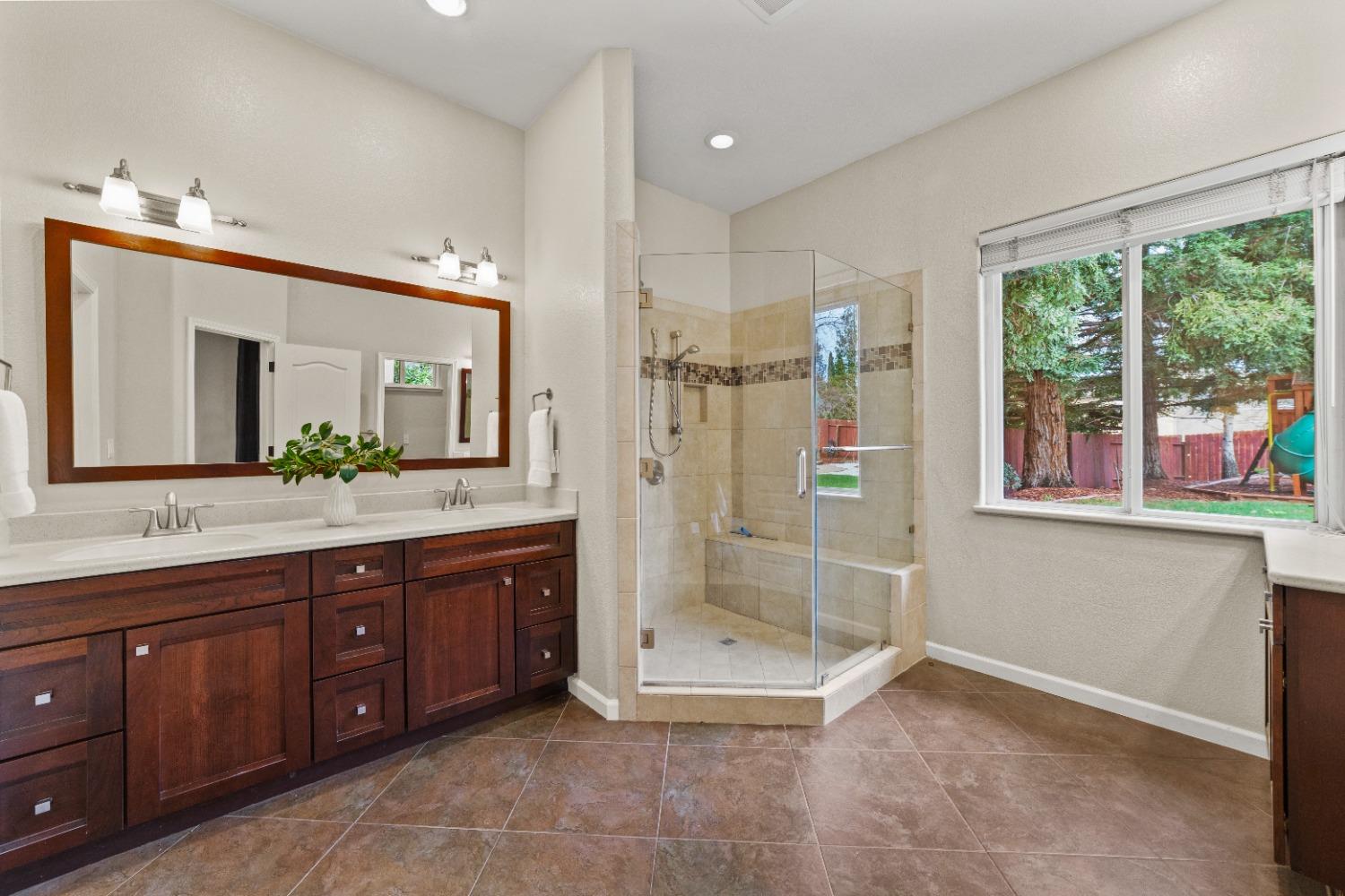 10917 Sunrise Ridge Circle