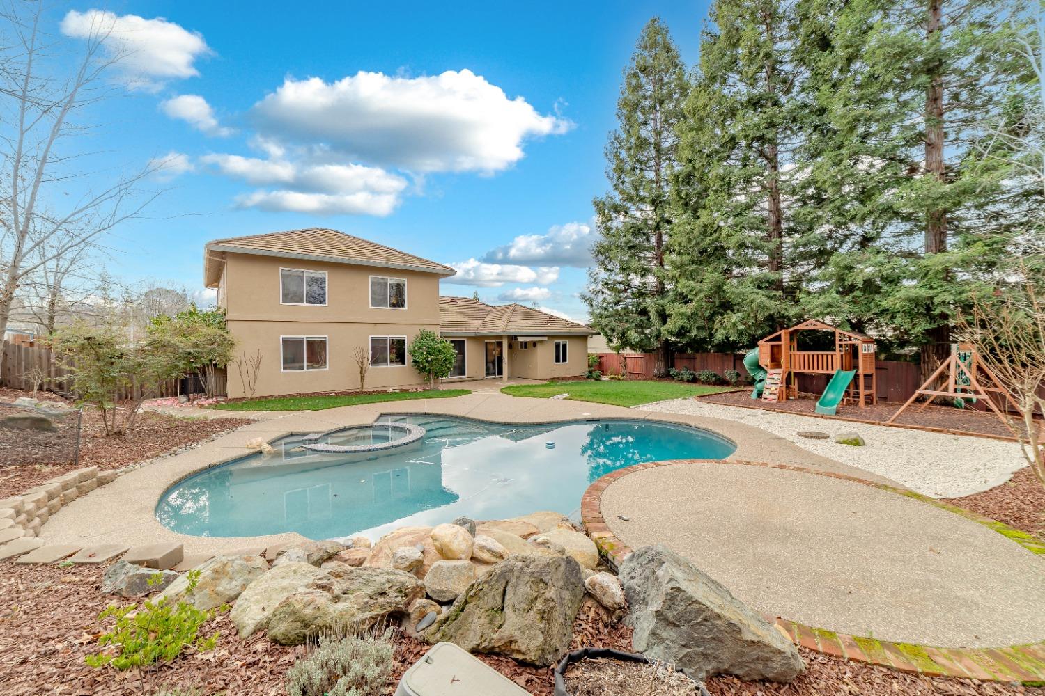 10917 Sunrise Ridge Circle