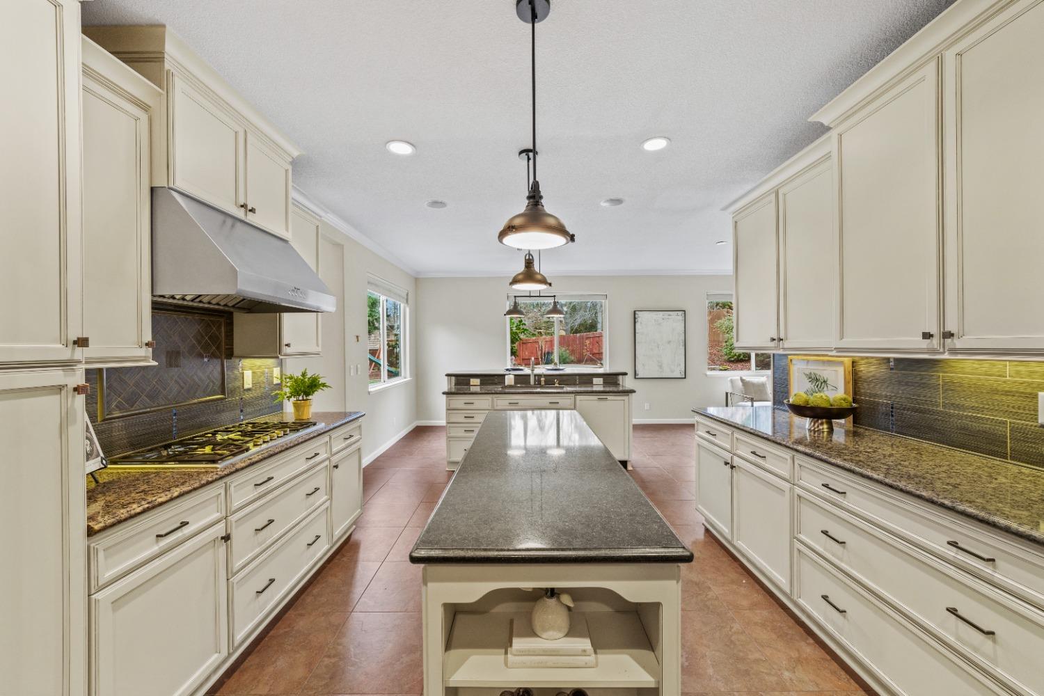 10917 Sunrise Ridge Circle