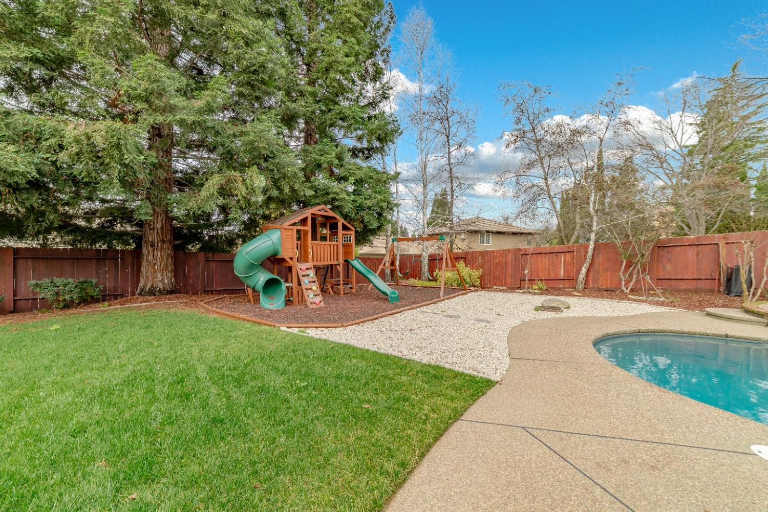 10917 Sunrise Ridge Circle