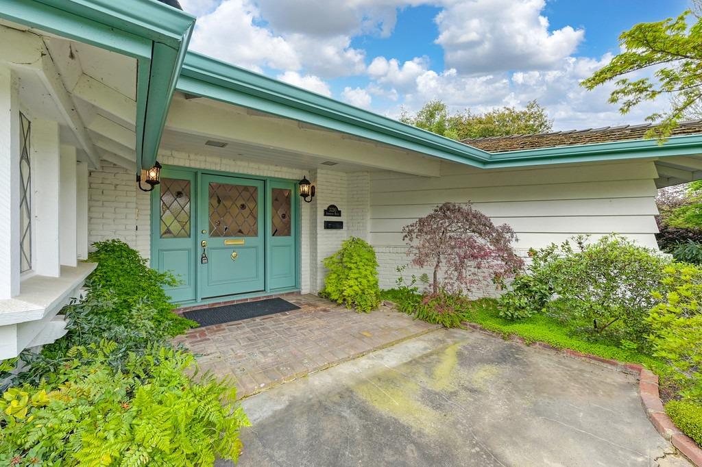 3230 American River Drive