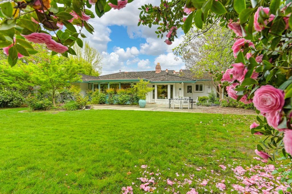 3230 American River Drive