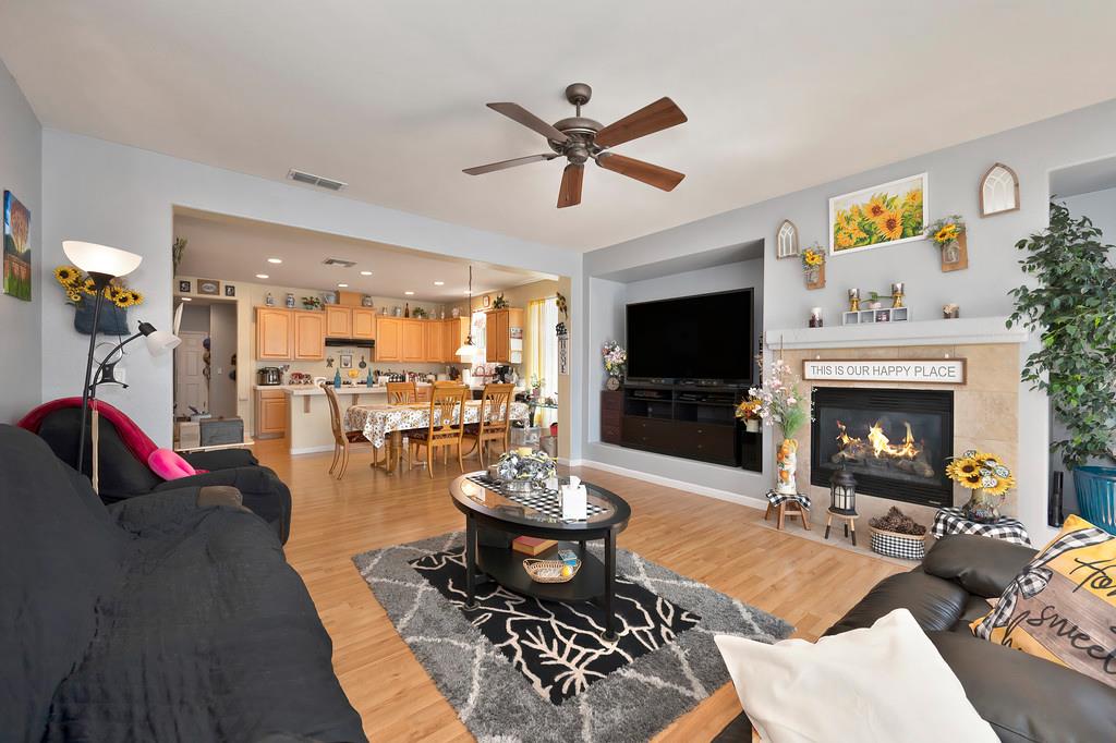 1141 Southwick Lane