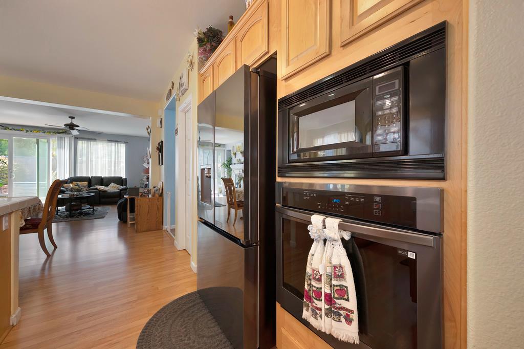 1141 Southwick Lane