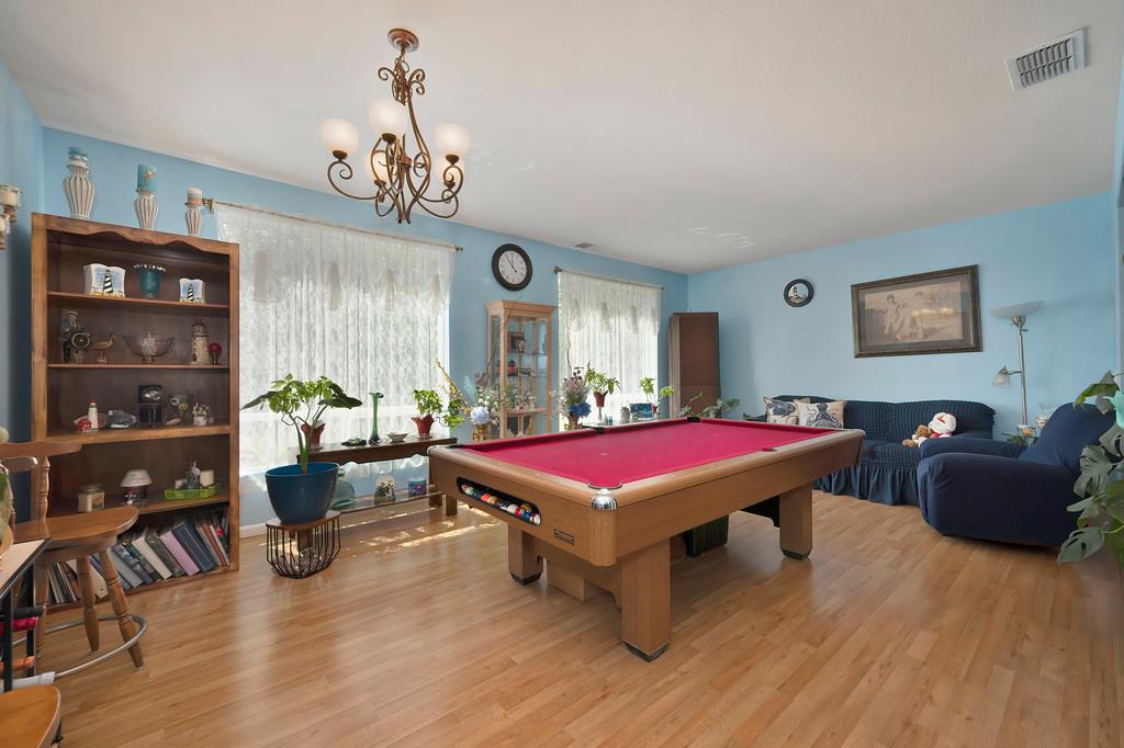 1141 Southwick Lane