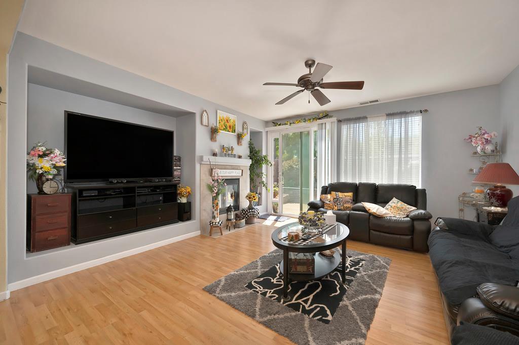 1141 Southwick Lane