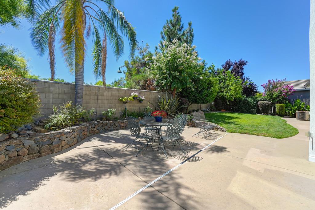 1141 Southwick Lane