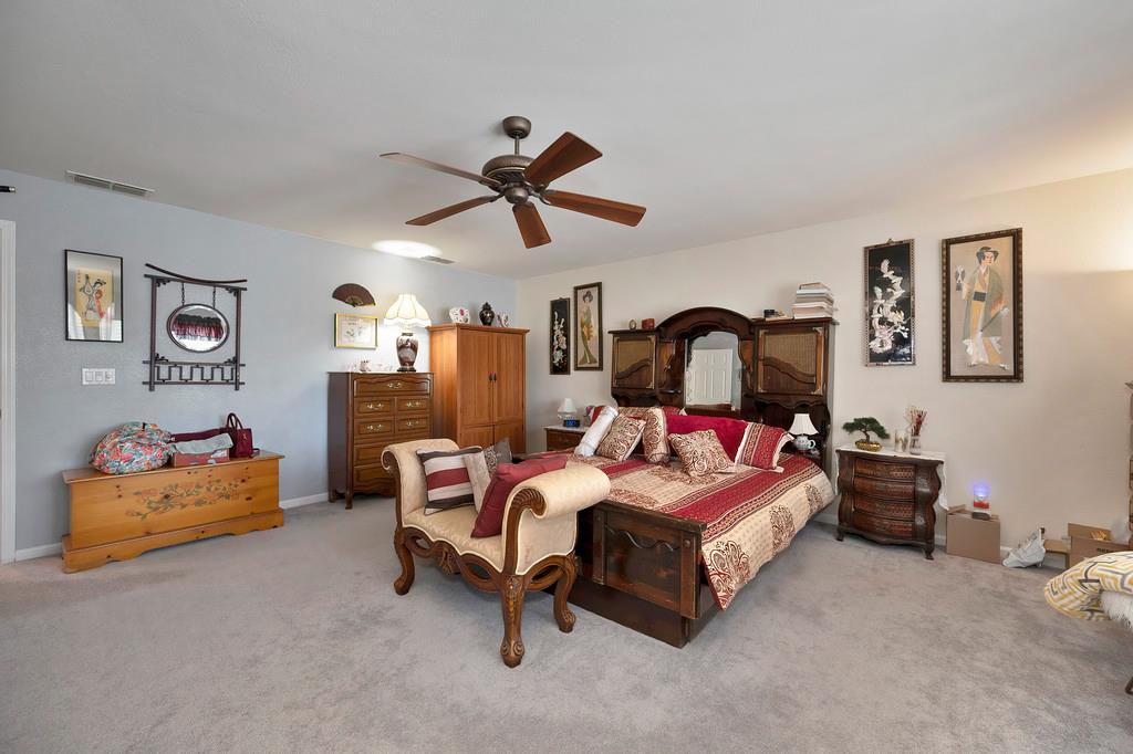1141 Southwick Lane