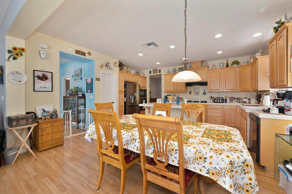 1141 Southwick Lane