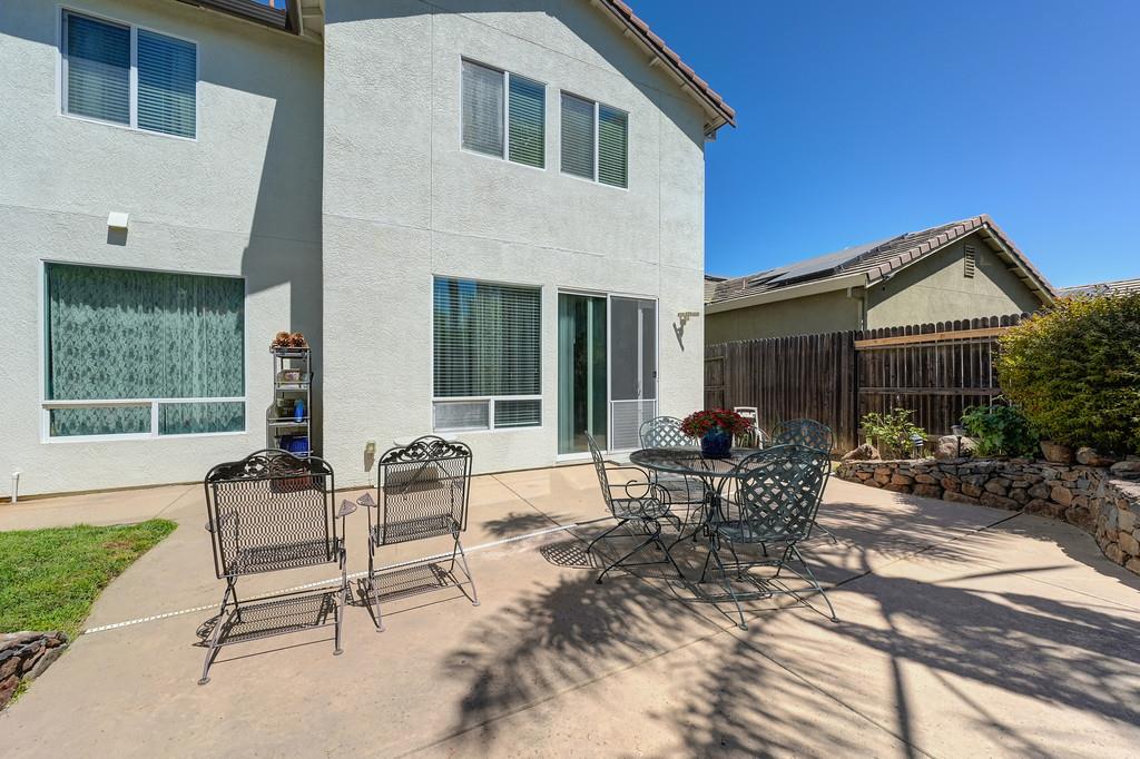 1141 Southwick Lane
