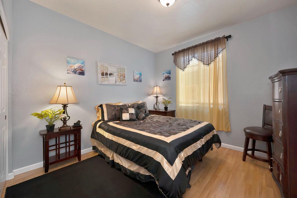1141 Southwick Lane