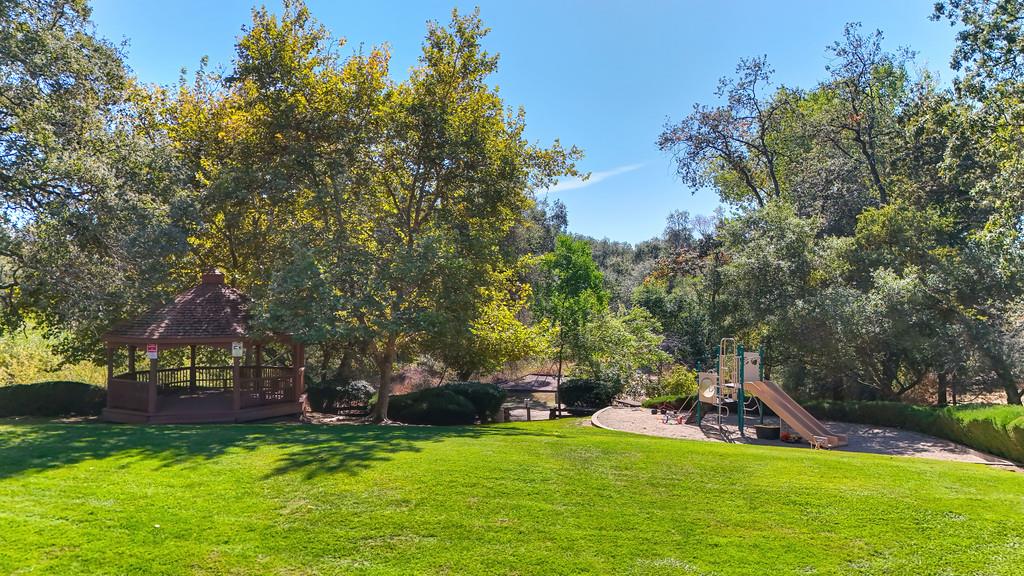 10917 Sunrise Ridge Circle