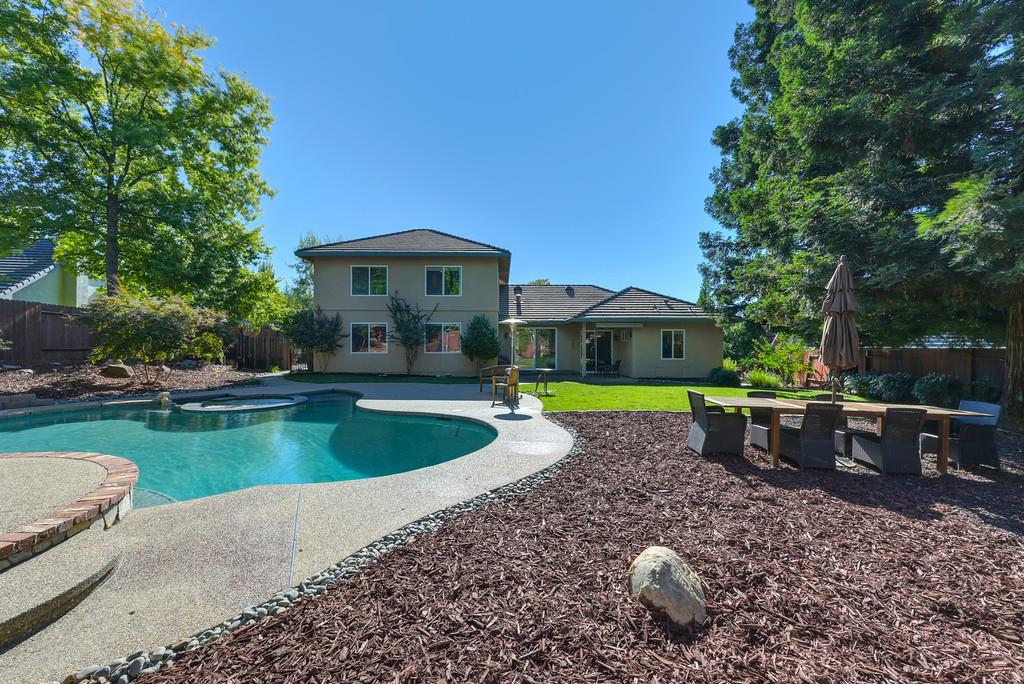 10917 Sunrise Ridge Circle