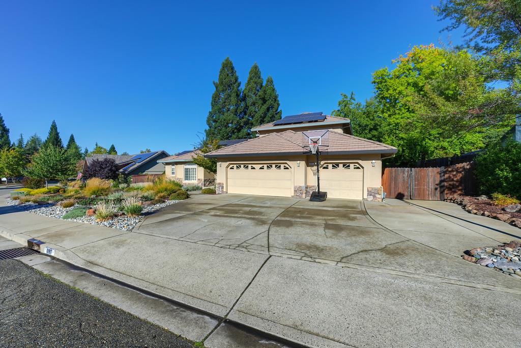 10917 Sunrise Ridge Circle