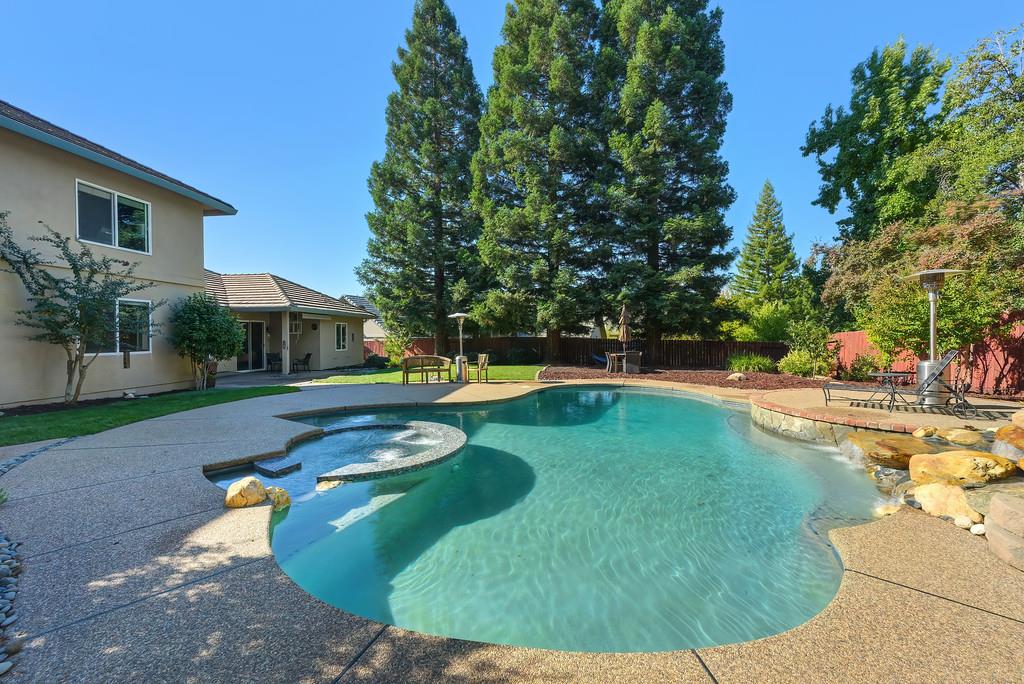 10917 Sunrise Ridge Circle