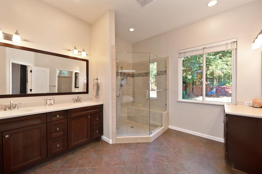 10917 Sunrise Ridge Circle