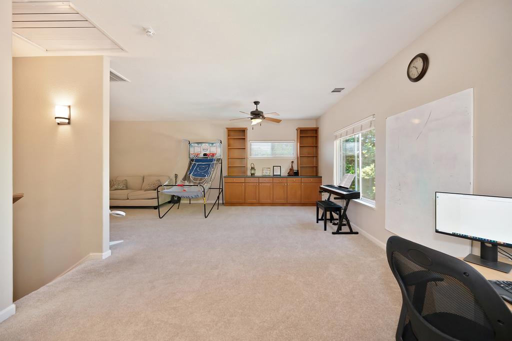 10917 Sunrise Ridge Circle