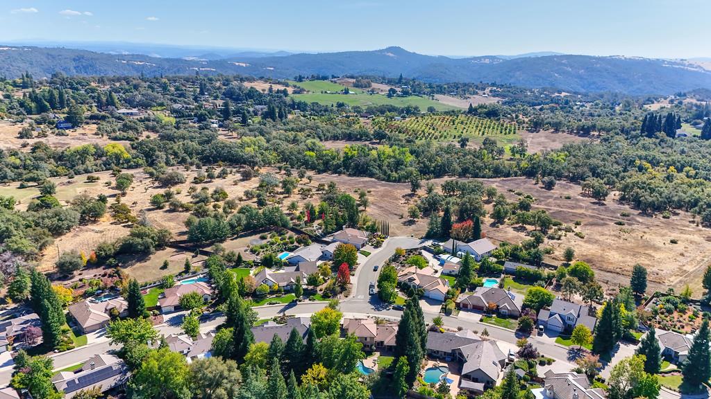 10917 Sunrise Ridge Circle