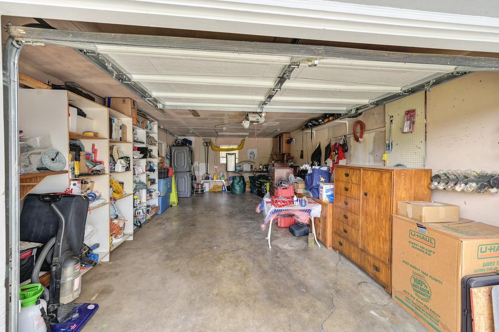 5421 Manzanita Avenue