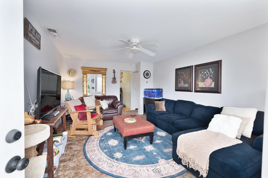 5421 Manzanita Avenue