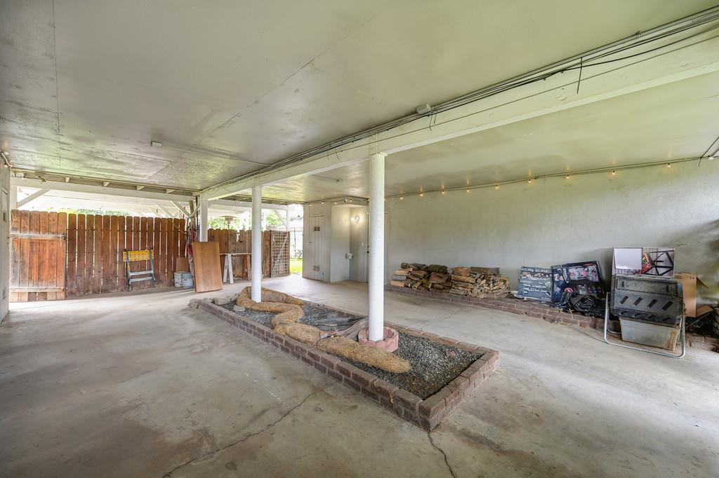 5421 Manzanita Avenue