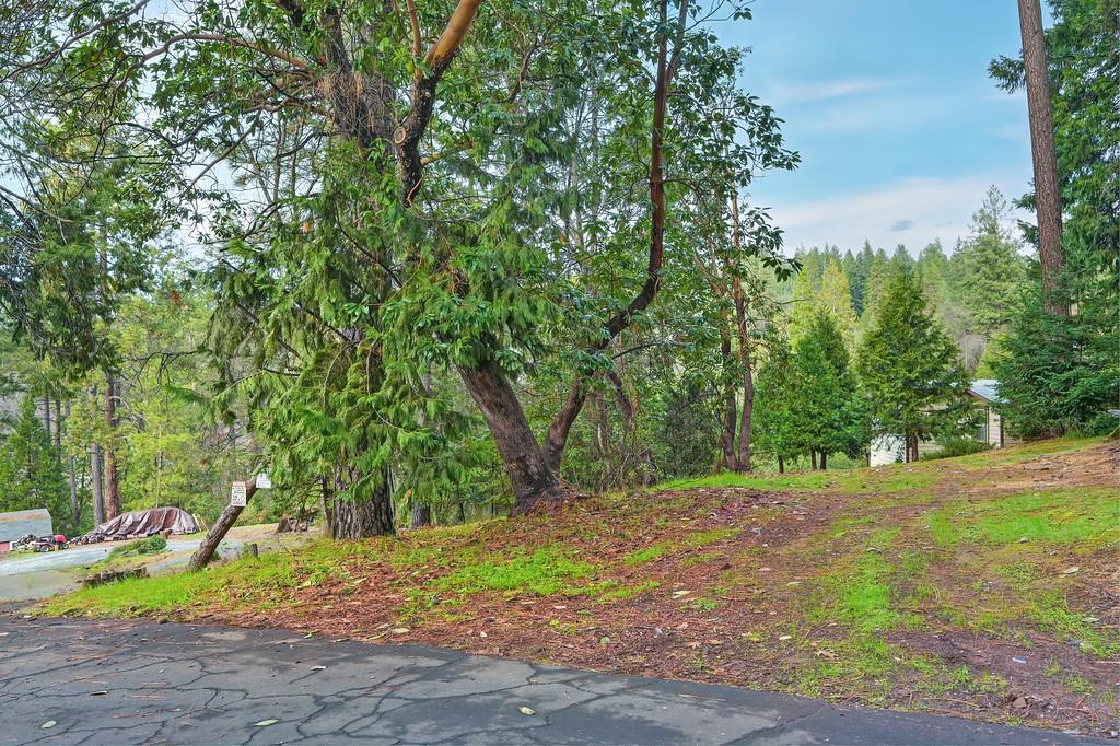 5211 Clear Creek Court