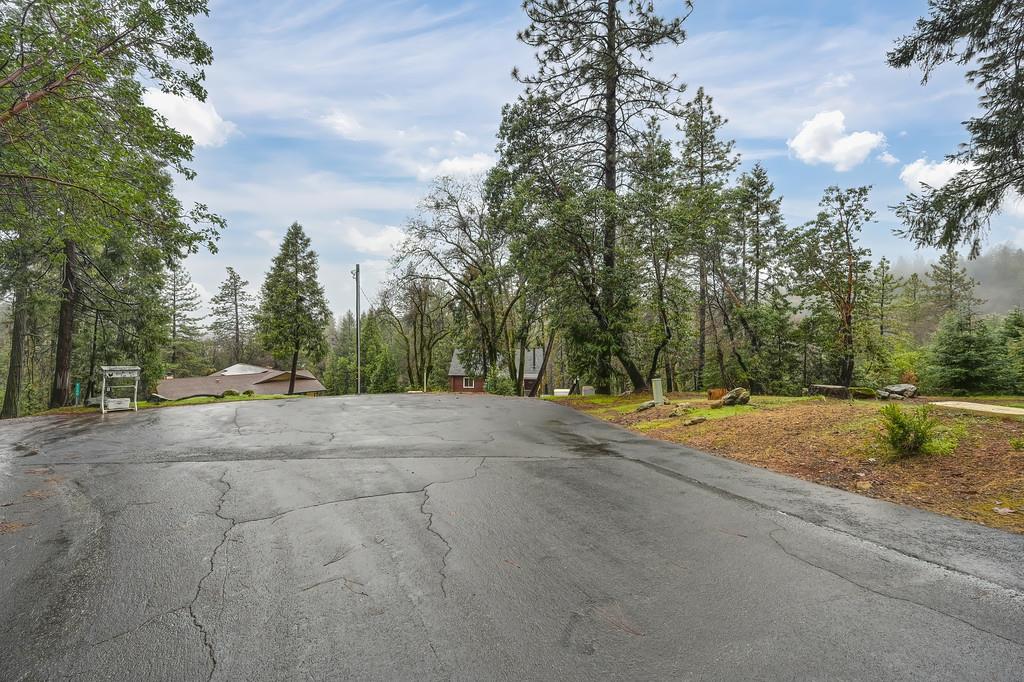 5211 Clear Creek Court