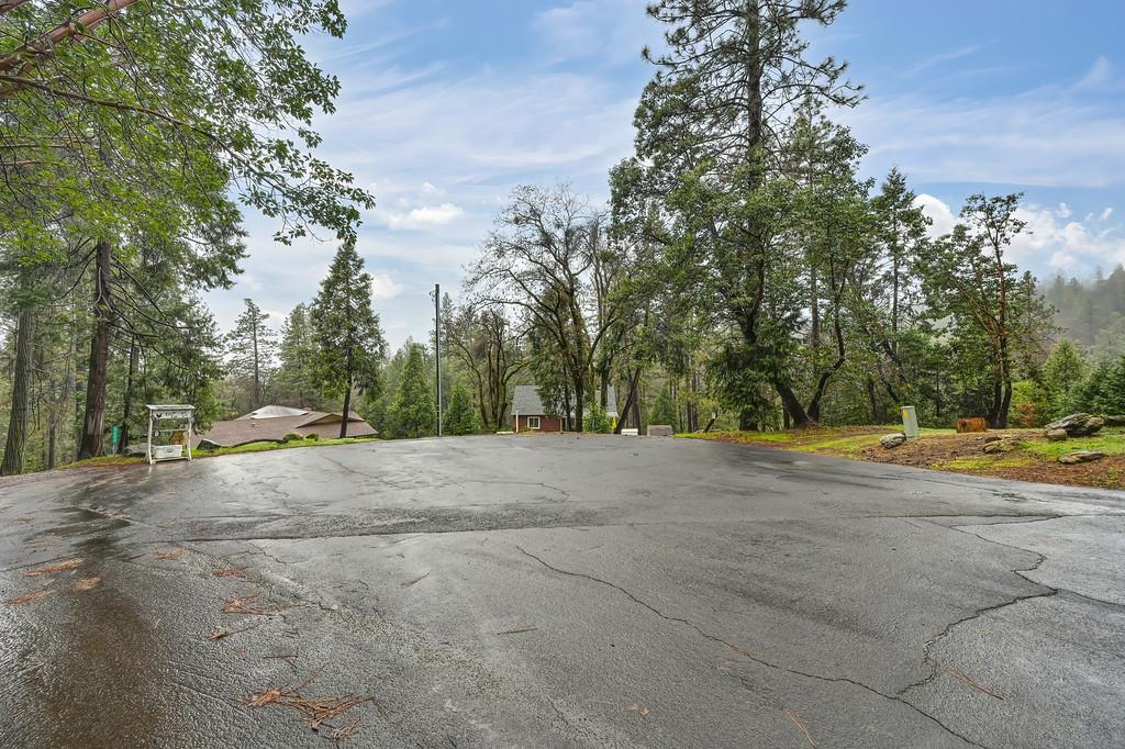 5211 Clear Creek Court