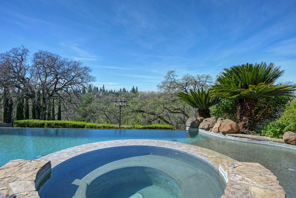 1580 Vista Ridge Way