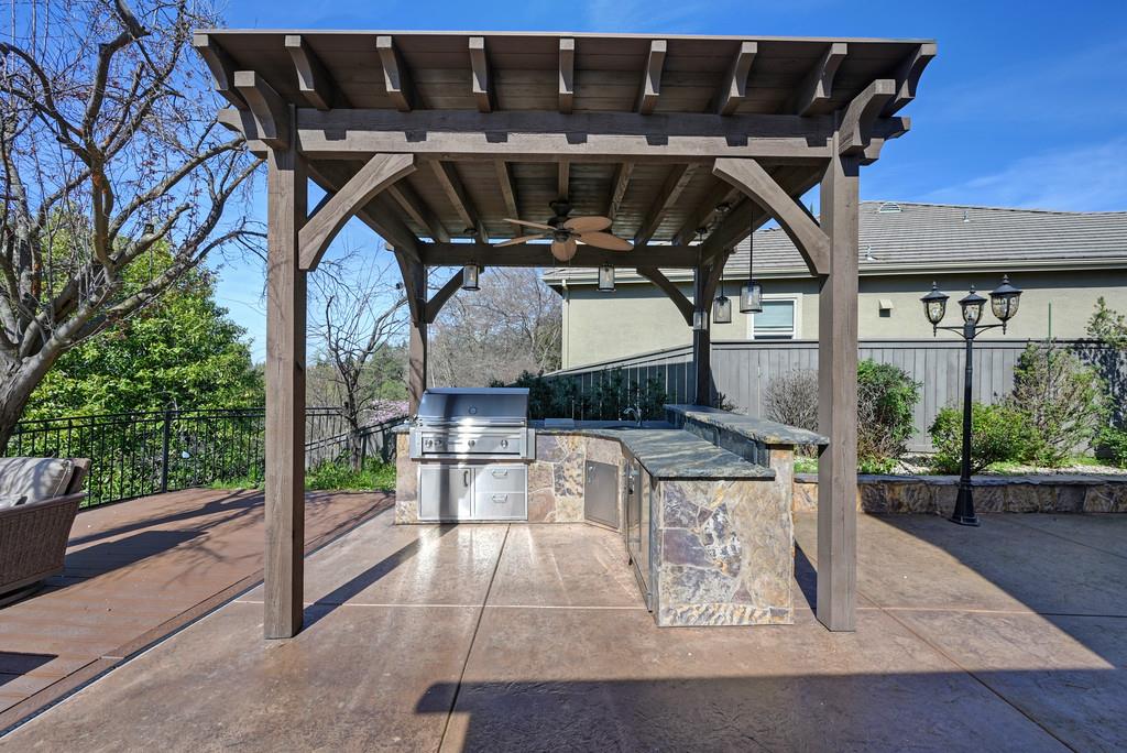 1580 Vista Ridge Way