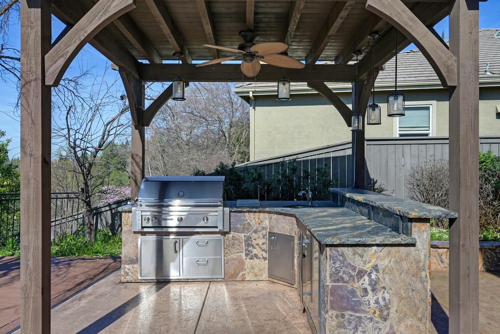 1580 Vista Ridge Way