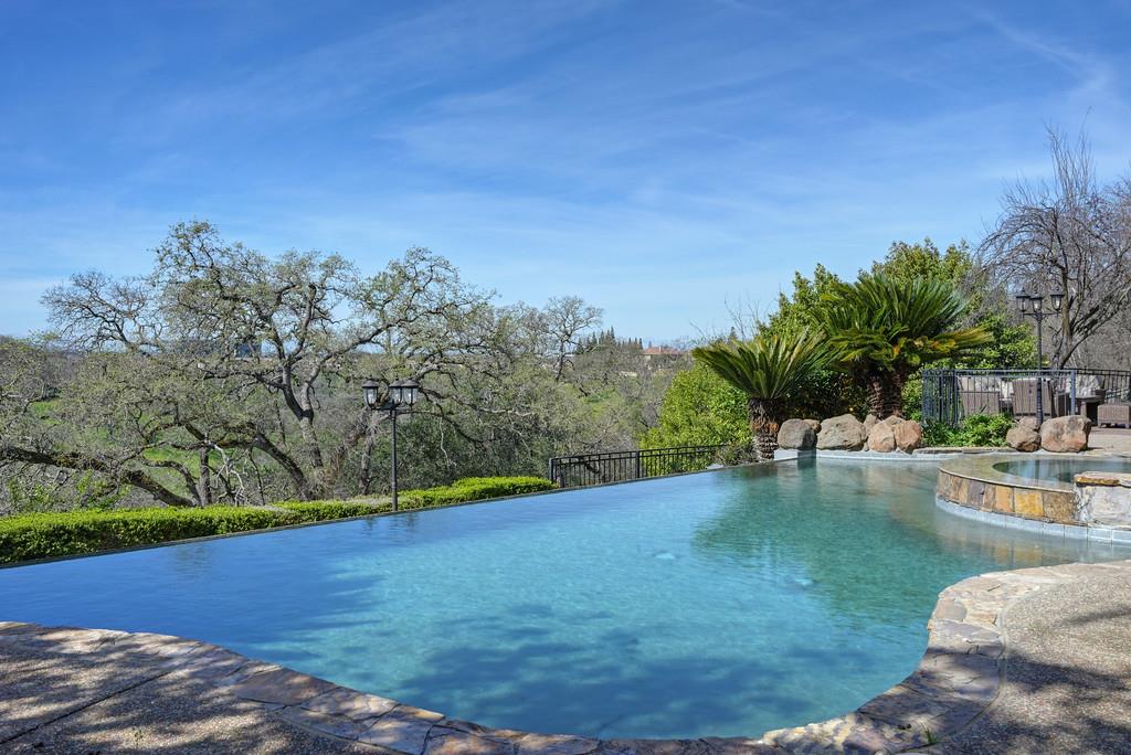 1580 Vista Ridge Way