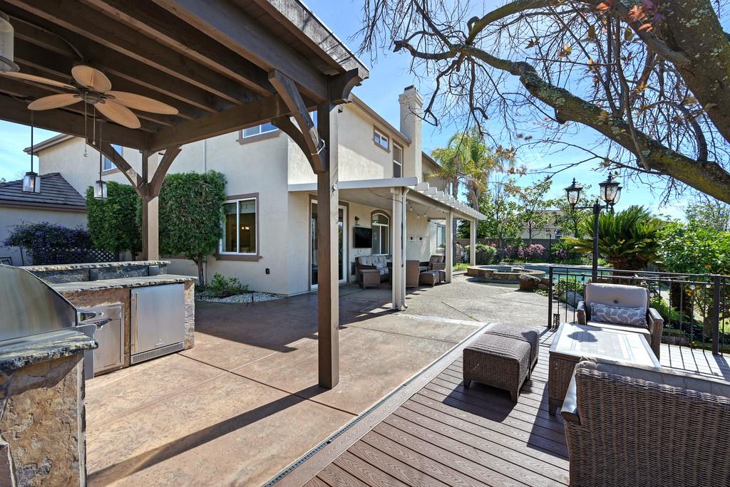 1580 Vista Ridge Way