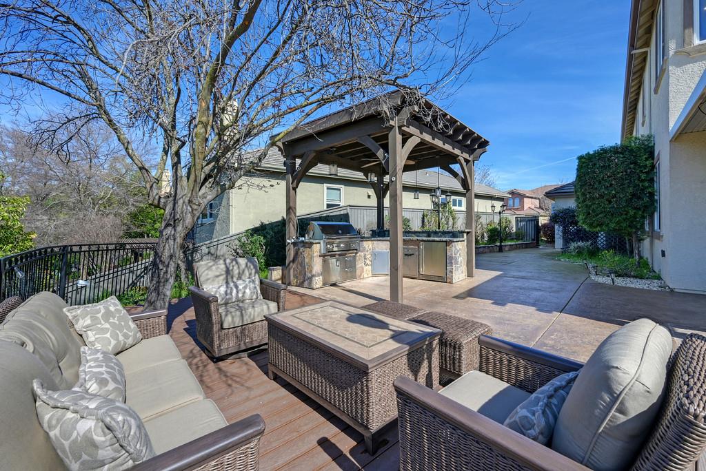 1580 Vista Ridge Way