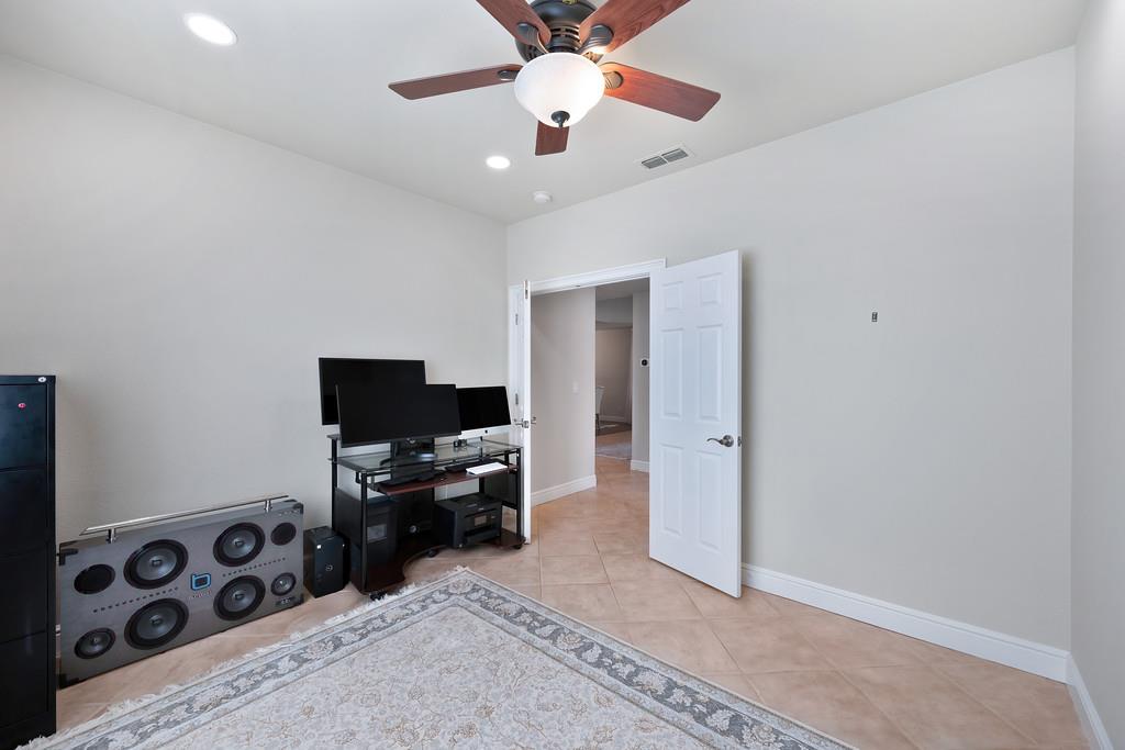 1580 Vista Ridge Way