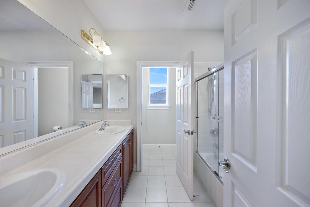 1580 Vista Ridge Way