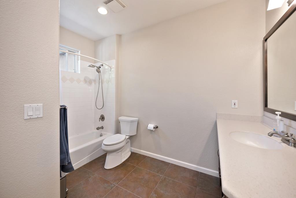 10917 Sunrise Ridge Circle