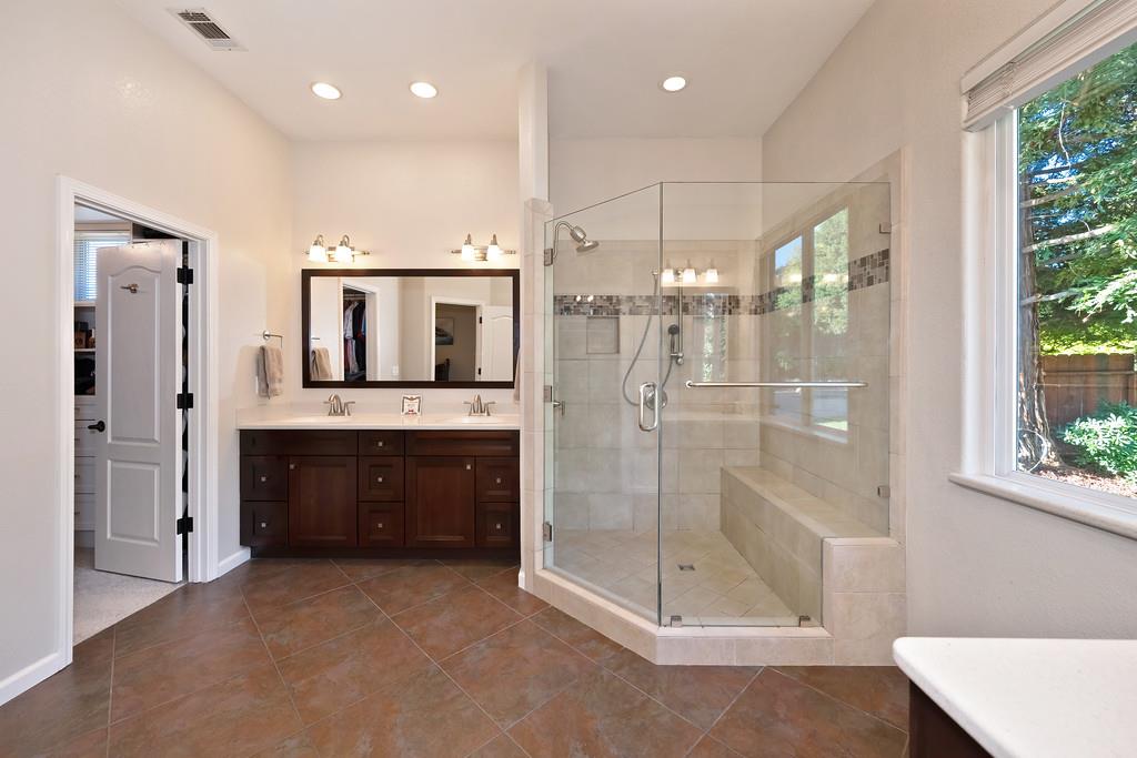 10917 Sunrise Ridge Circle