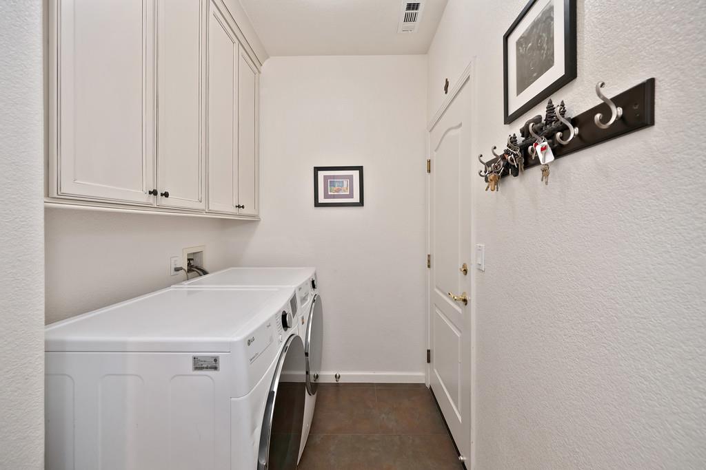 10917 Sunrise Ridge Circle