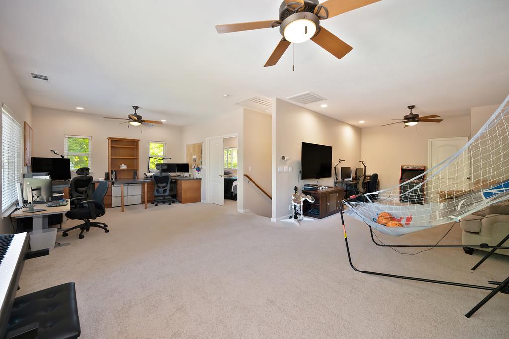 10917 Sunrise Ridge Circle