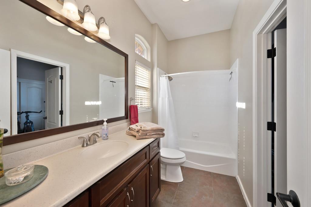 10917 Sunrise Ridge Circle