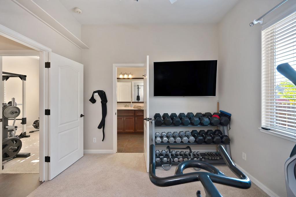 10917 Sunrise Ridge Circle