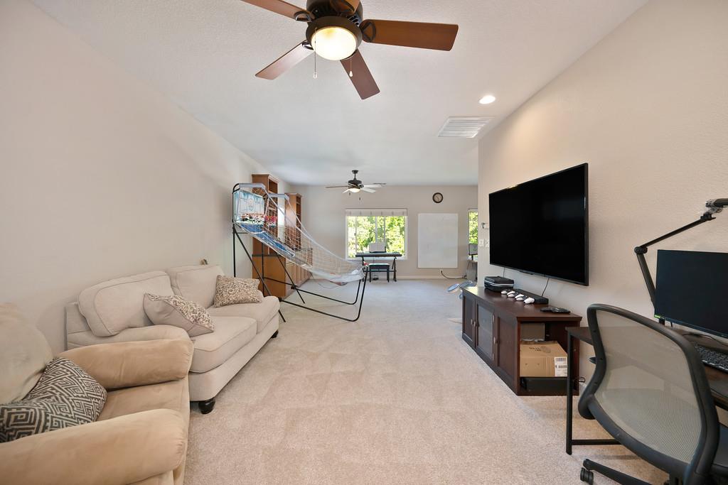 10917 Sunrise Ridge Circle