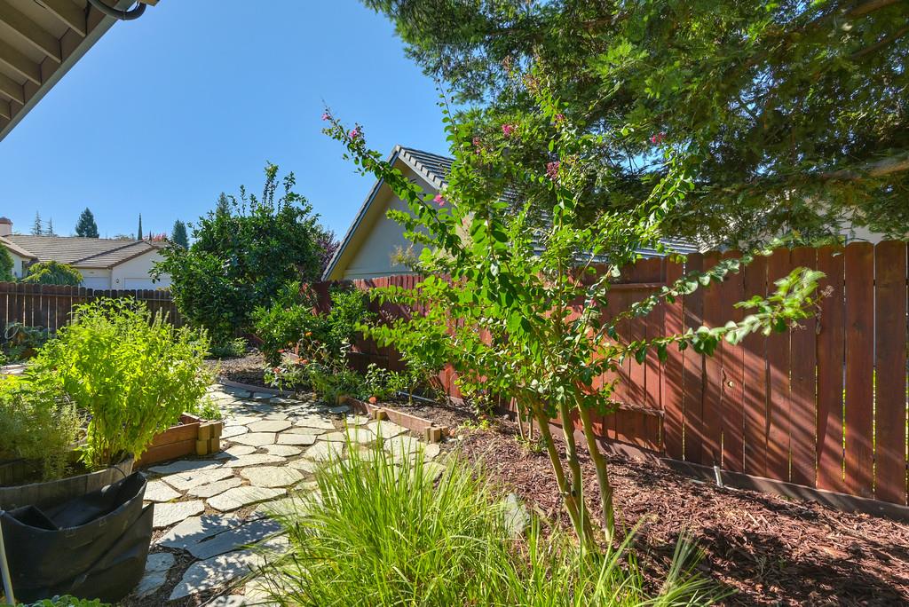 10917 Sunrise Ridge Circle