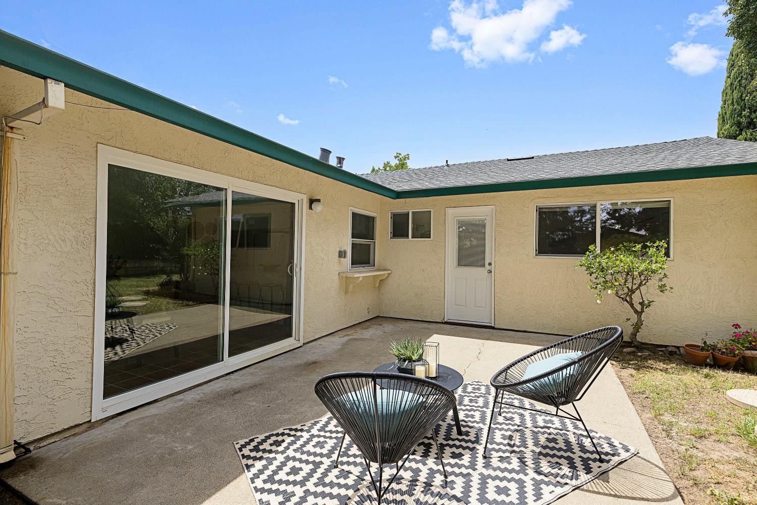 5041 Mccloud Drive