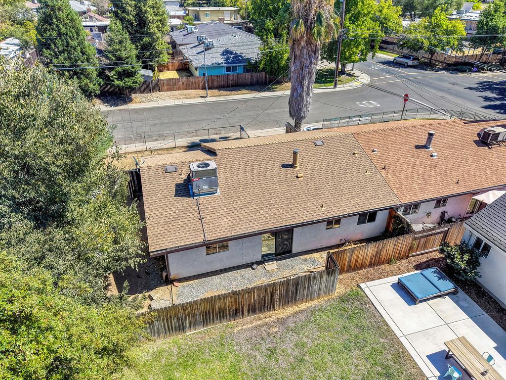 3205 Panama Avenue